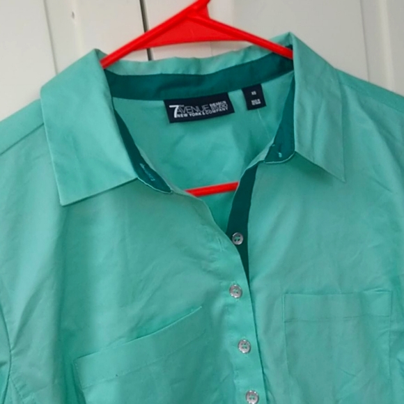 NWT NY&C Sea Foam Green Button-up XS - Picture 1 of 5